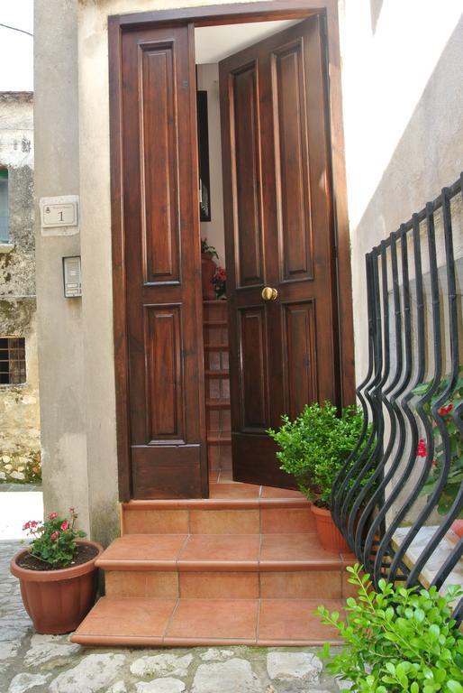 B&B Casa Antonia Trentinara Exterior photo