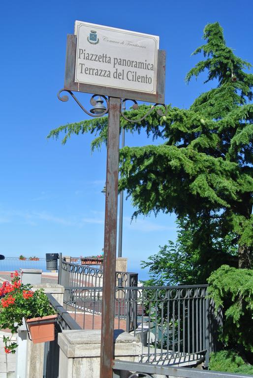 B&B Casa Antonia Trentinara Exterior photo